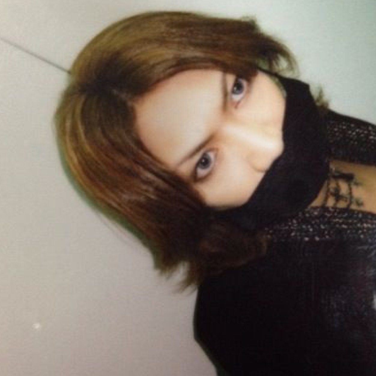 SCREW鋲のタイボット。宜しくお願いしますm(._.)m นี่เป็นบอทครับ ส่วนตัวจริงอยู่นี่ครับ = @screw_byo