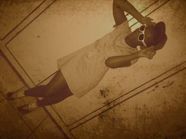 кιη∂ ..ғυη ..ℓσvιηg_ι ℓσvε cнυcк тαүℓσя //cσηvεяsε ғσя ℓιғε..!!♡♥ .. ;)* ιι ℓσvε God and Jesus† ..Rihanna♡†
