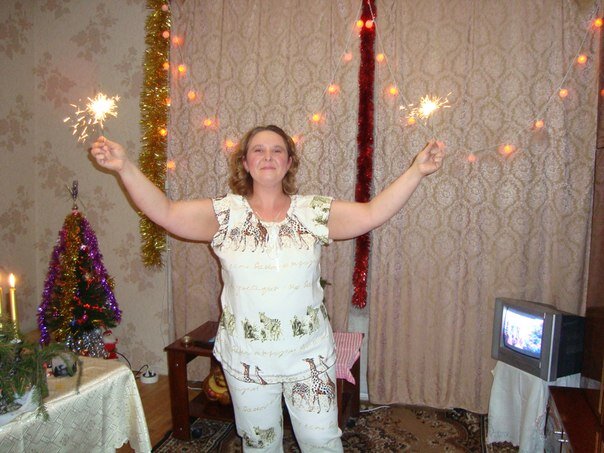Кинооператор,актриса и модель в прошлом, а в настоящем фотограф сайта , поэтесса, танцор и просто хороший человек :-)
