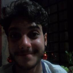 Pareço jovem, mas nasci no século passado.