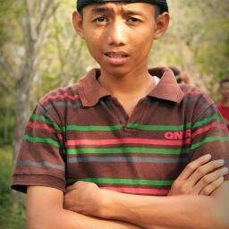 JUNIOR SHUFFLERl@candikafitria (‾▽‾)l BATAM l 28 JUNI l cita cita pengen jadi PHOTOGRAFER :D l JHS 28
Follback? just mention :)
~BATRE :D