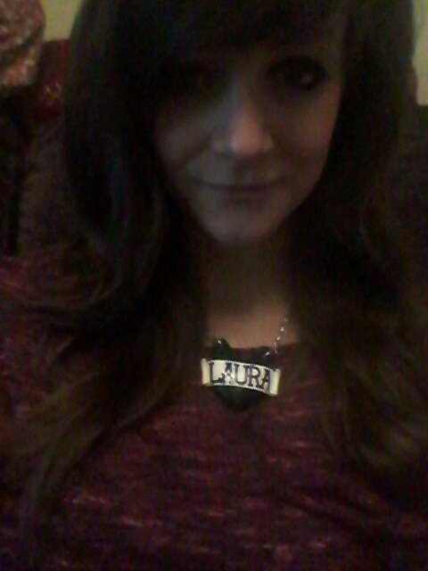 LauraPeachPops's profile picture. Horror films.Stephen King. 70's punk. ♥hipyeti