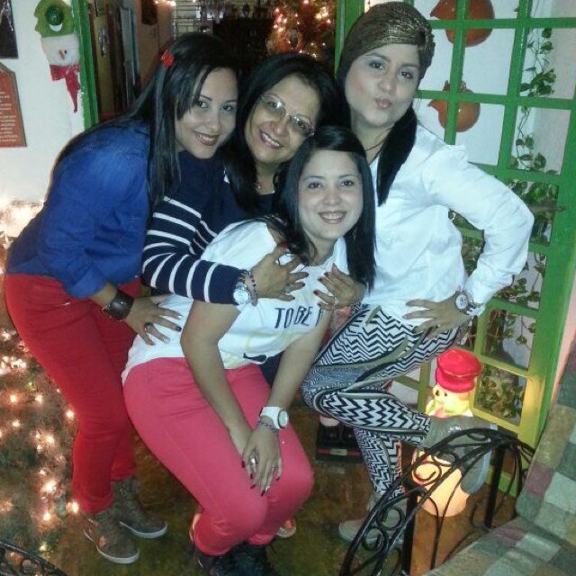 Jesliiiii's profile picture. Politóloga *-* Con Miras al ÉXITO!! VIVO la VIDA sin SENTIDO porque no TENGO la RAZÓN:)