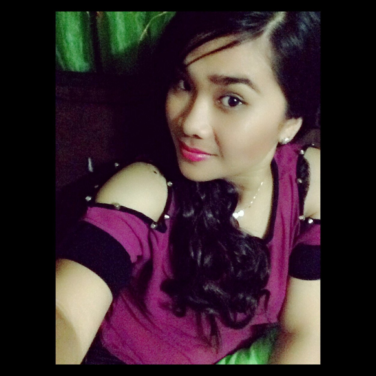 20' Medical Laboratory Science Student' Always one of the boys. :D A word to the wise ain't necessary - it's the stupid ones that need the advice.