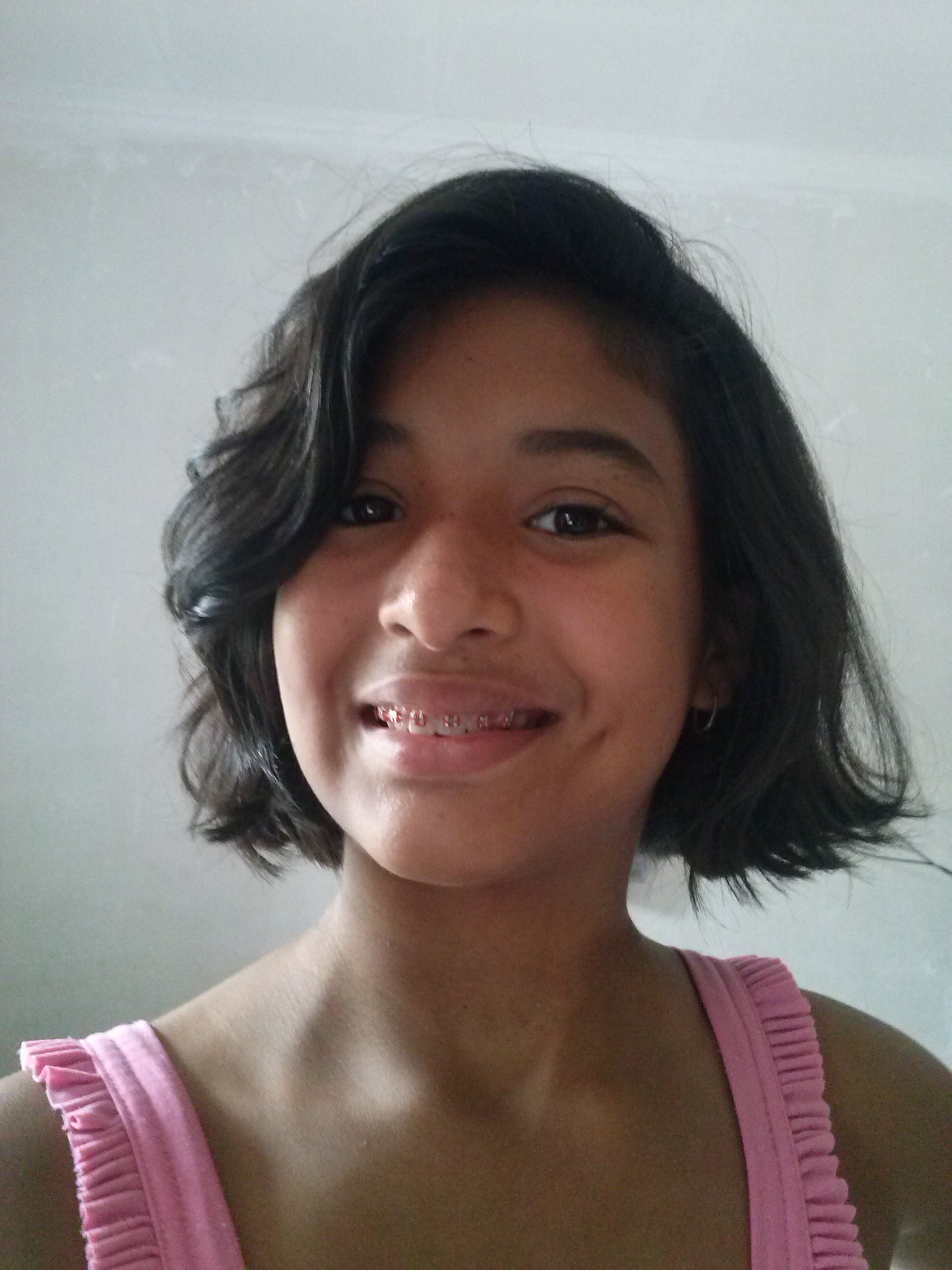 Amo muito estudar e amo demais minha família e meus amigos e BFF!!!
         Amo minha família!!!