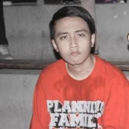 Dari pada nganggur mending di follow sek :D || Surabaya,15 -Februari- 1998