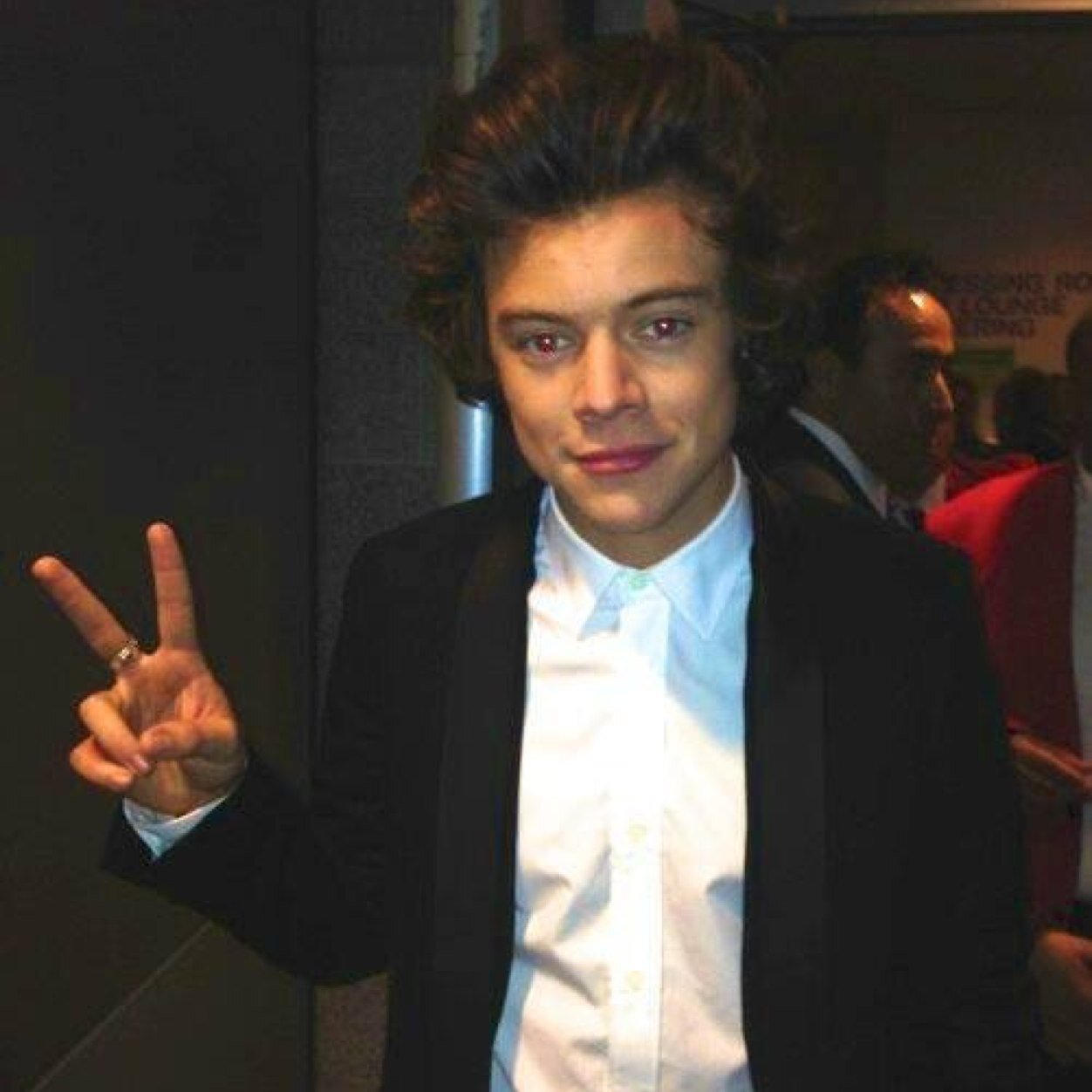❄❄❄❄ You just got a free follow (: dont follow back ! Go follow @iluvthose5boyzz and go follow @Micaelaanichole ❄❄❄❄
WE FOLLOW BACK. (: