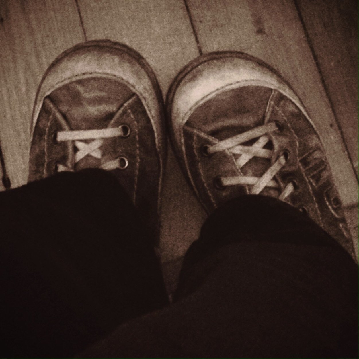 Bullepremiere's profile picture. Maman d'une famille recomposée et différente. Blogueuse, bricoleuse et experte en adaptation extrême.