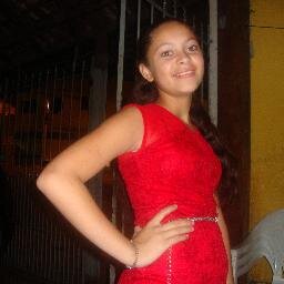 Nasci Pra Ser Feliz E Não Perfeita