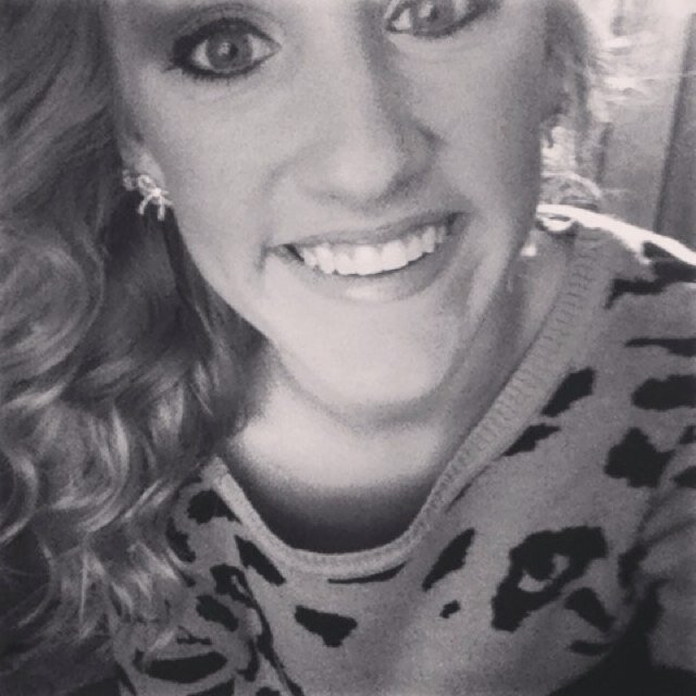 michaela_dawn_'s profile picture. | Michaela Harr | single | LCHS |
                 • princess •