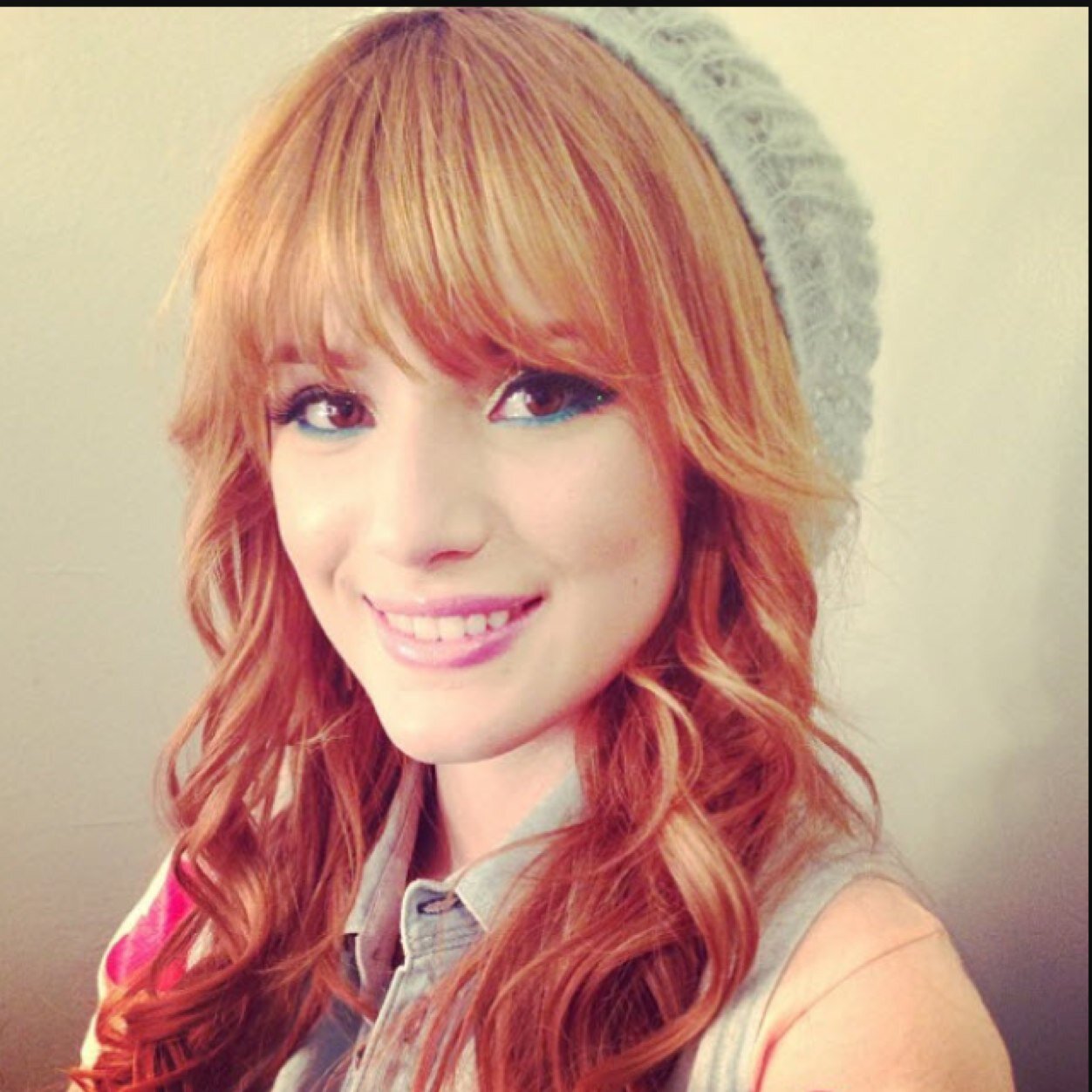 bellasmythorne's profile picture. Bella thorne is my idol i've been there since the beginnning 
always has 
always will be