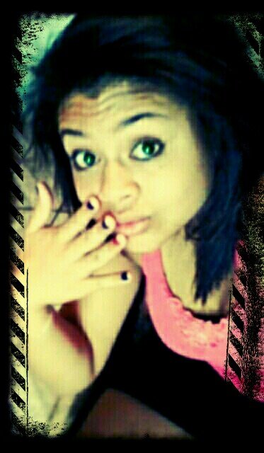 bia_vip2012's profile picture. amo estar com os meus amigos e sou muito boba e adoro fazer as pessoas dar risadas e etc...