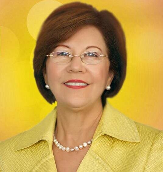 Josefina Pimentel
¡Una Maestra Al Comité Central!

Partido De La Liberación Dominicana
VIII Congreso Comandante Norge Botello.