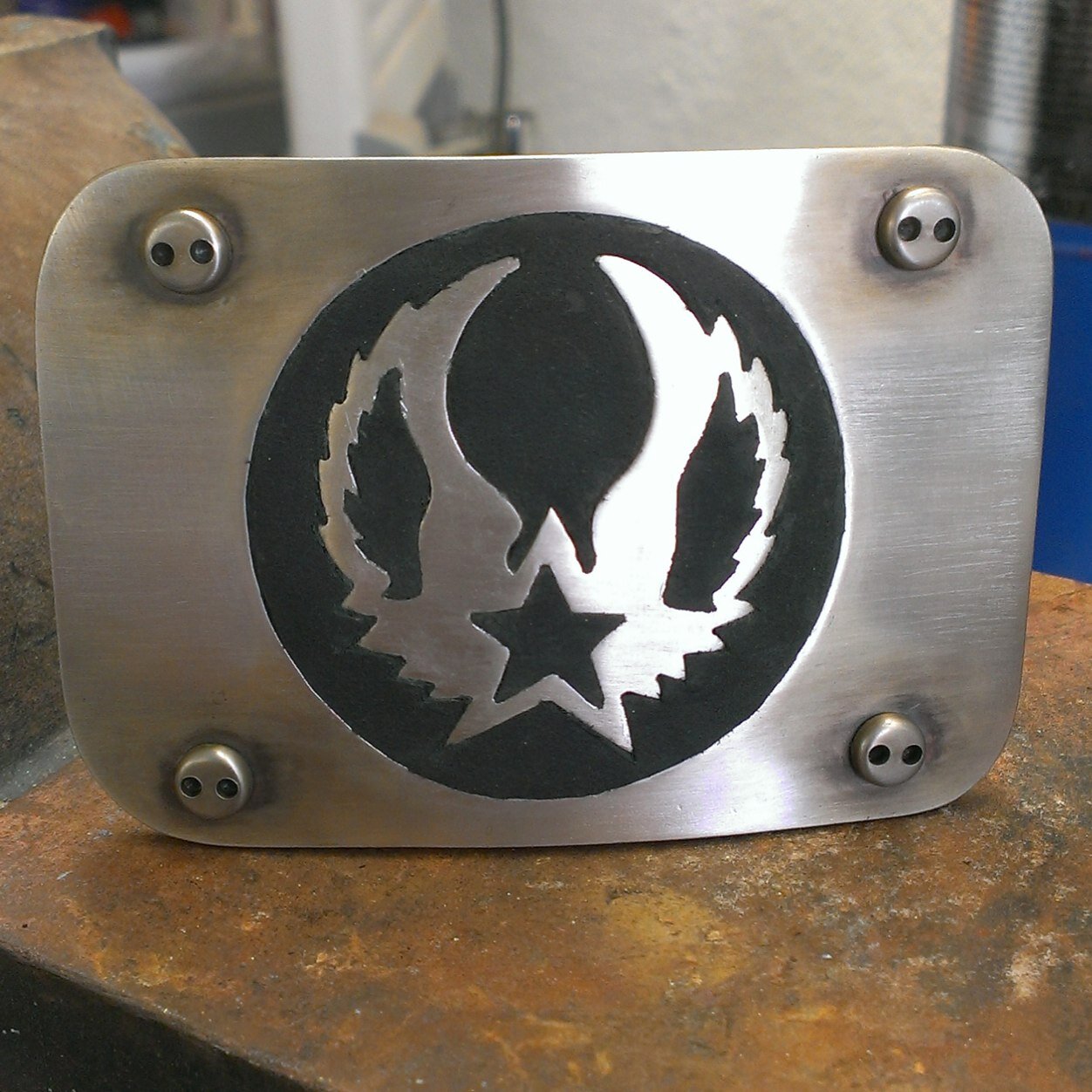 Unisex jewelry designs make from combinations of brass, copper, silver, leather, and reclaimed goods.  Inspired by all things vintage that use motor oil.