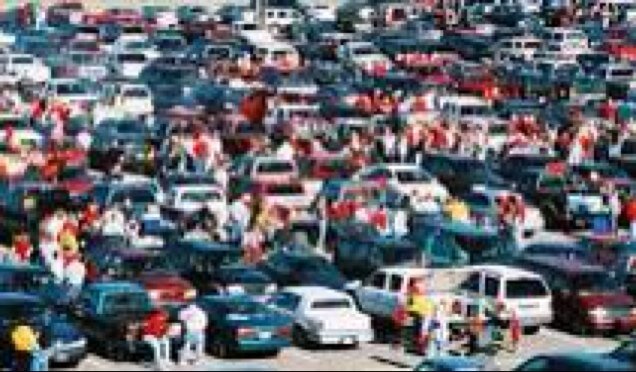 Tailgating is not just something you do before the game, it is an artform. We're looking for the best tailgating pics and ideas.