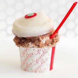 Sprinkles Ice Cream is a back to basics creamery with a Sprinkles twist!  Now available for nationwide shipping!