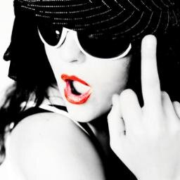 → Euu queroo.
Euu PossO.
Euu coonsiigO ←