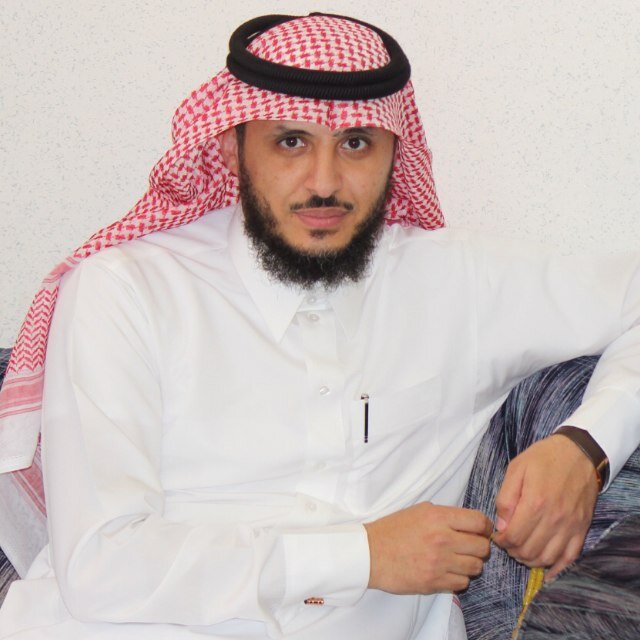 و ما فقد الماضون مثل محمدٍ ..
و لا مثله حتى القيامة يُفقَد .. صلوا عليه وسلموا تسليما