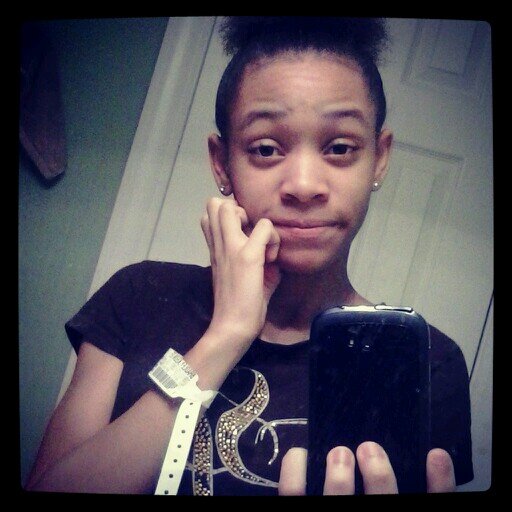 I love hanging around and havin fun follow me and kik me @keontebradley but yea hmu