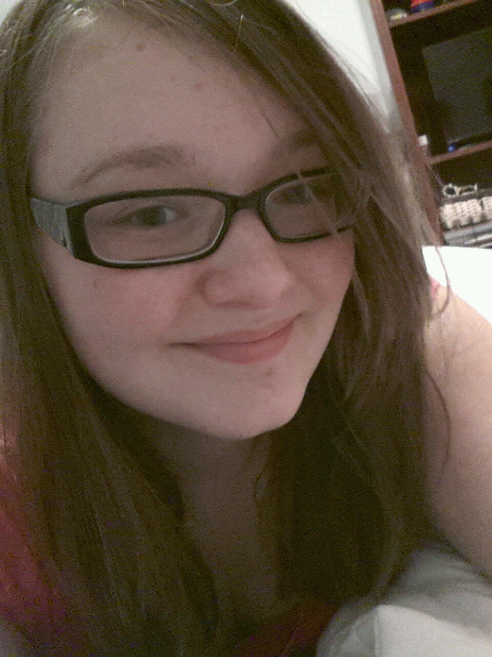 i love sleepovers , shopping , going to the spa ,  mac pizza , playing with my dog lyla and traveling.