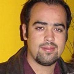 Me electrizan tus caricias, me apasionan tus abrazos, pero son tus besos los que me hacen querer comerte a pedazos.