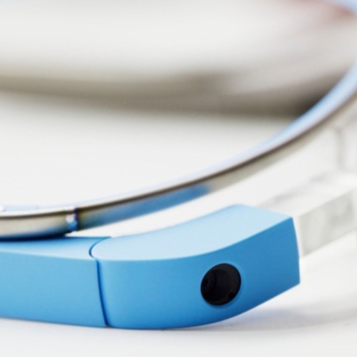 Exploring how @GoogleGlass can be used to improve healthcare. Tweets by @EdelmanPR global digital health expert @tri3mg