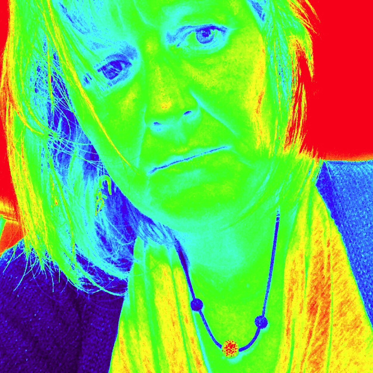 story Teller, aircraft lover , audiovisuel producer and mother
