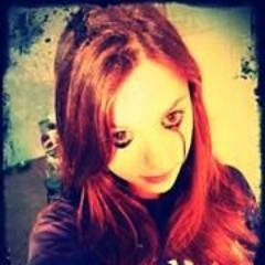Eu gosto de música,supernatural,the vampire diaries,linkin park,evanescence,guns 'n roses.