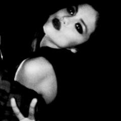 ♡ my queen is gomez ♡