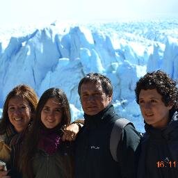 Ingeniero Agrónomo. Casado, 4 hijos. Trabajando por una Argentina posible