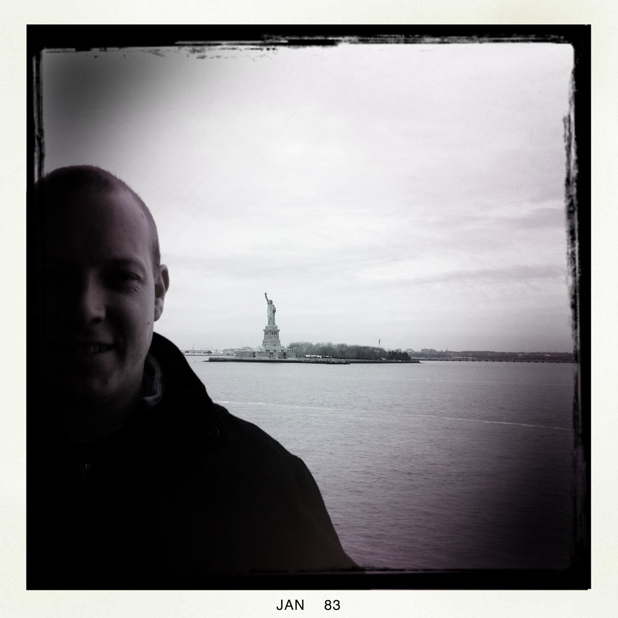 aloz77's profile picture. 