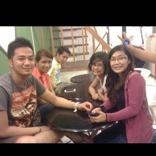 carloquimpo's profile picture. 