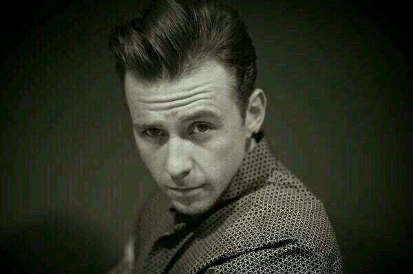 send in your danny memories/selfies/confessions
