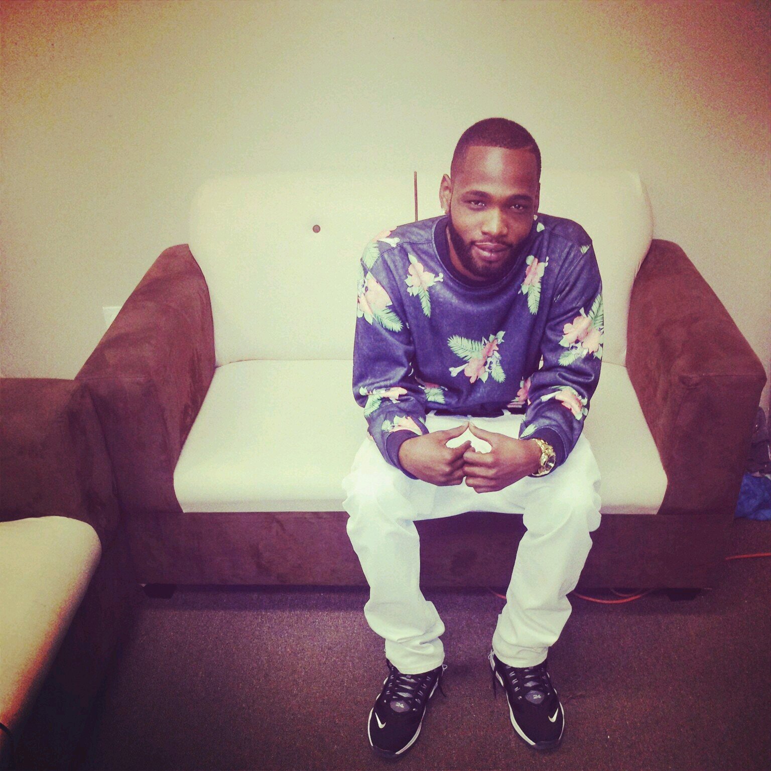 6'4 Basketball is my passion.Starting all over not looking back.Sucess is my goal.Tha Murda I frm.