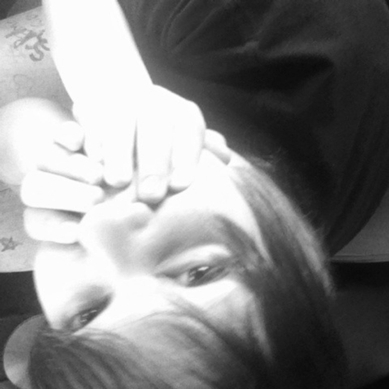 im 16 and im overly obsessed with Asking Alexandria. Theres a 99% chance ill probaly fuck up your life. !!..? k bye!!