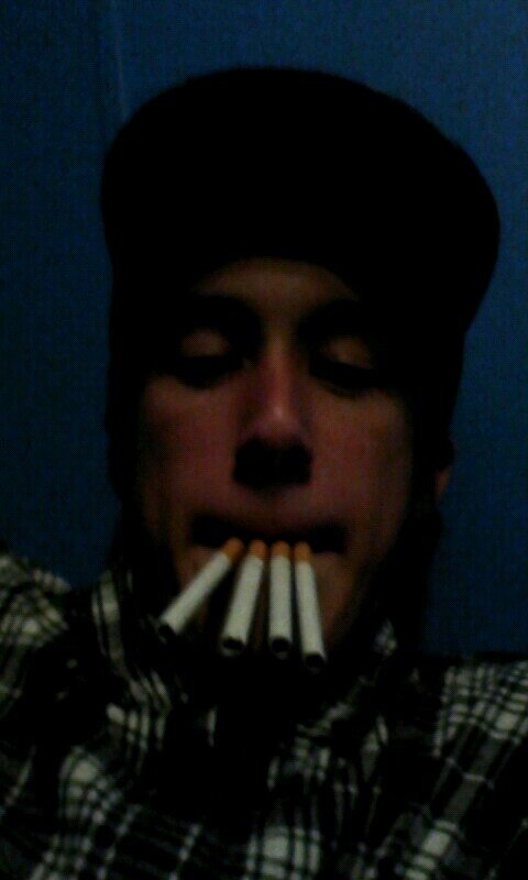 CodehKimbehl's profile picture. Skate and destroy