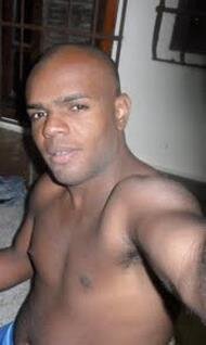 Hellrazor,lutador profissional de MMA!