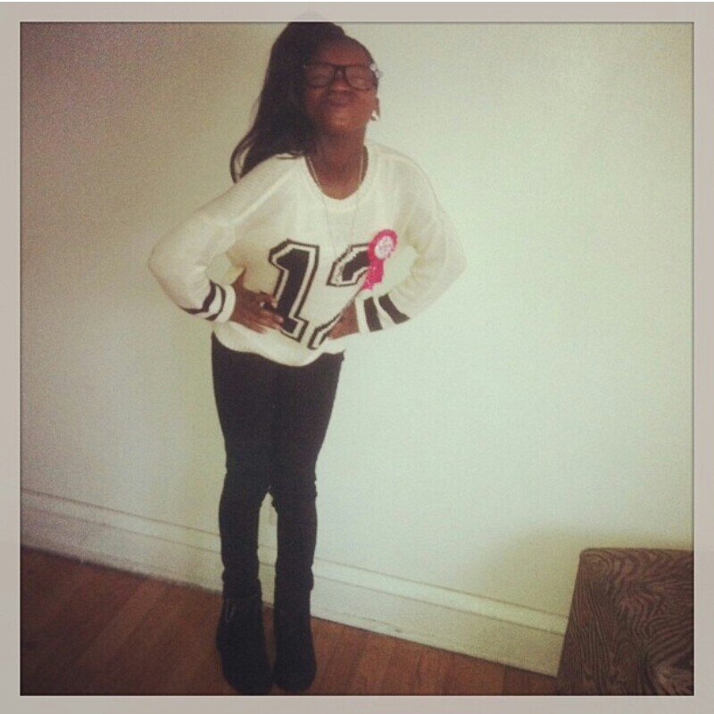 I love to cheer and on November 8 a pretty modeling  was bron on the runway  and to cheer