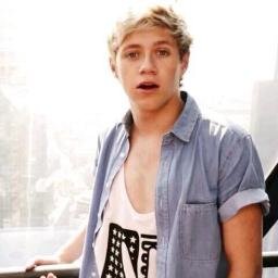@nouiscolgate just gave you a free follow (: