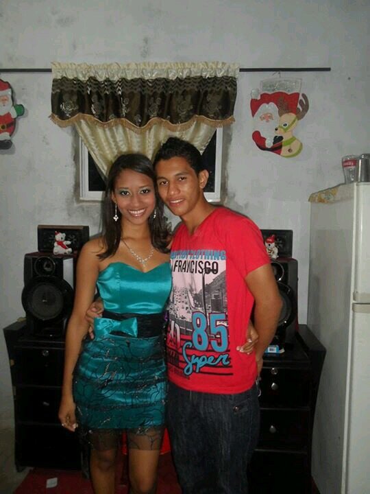 sebas2330's profile picture. LO MEJOR DE MI VIDA ERES TU ( YNF ) TE AMO