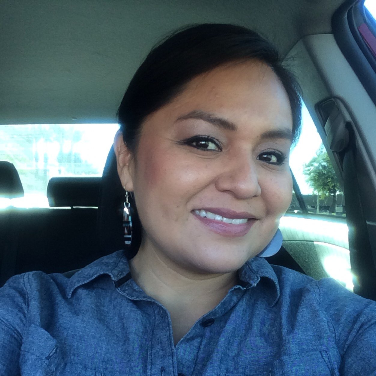 BhappyLynn's profile picture. 