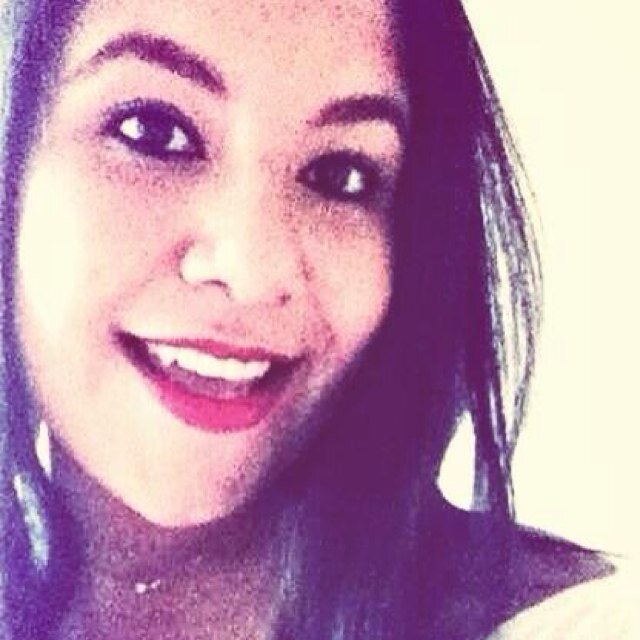 _carolmartinss's profile picture. 