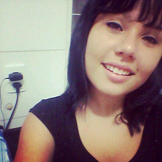 Sonhe como se fosse viver para sempre, viva como se fosse morrer amanhã.  = Intagram:Nahyacris