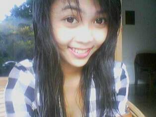 de_irna's profile picture. my life my family .. my family my life
hebring..rempong