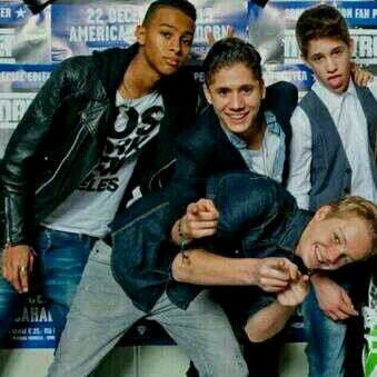 TweetMainiacss_'s profile picture. 2 mainiacs :) | 0/5 :( | nf=nfb