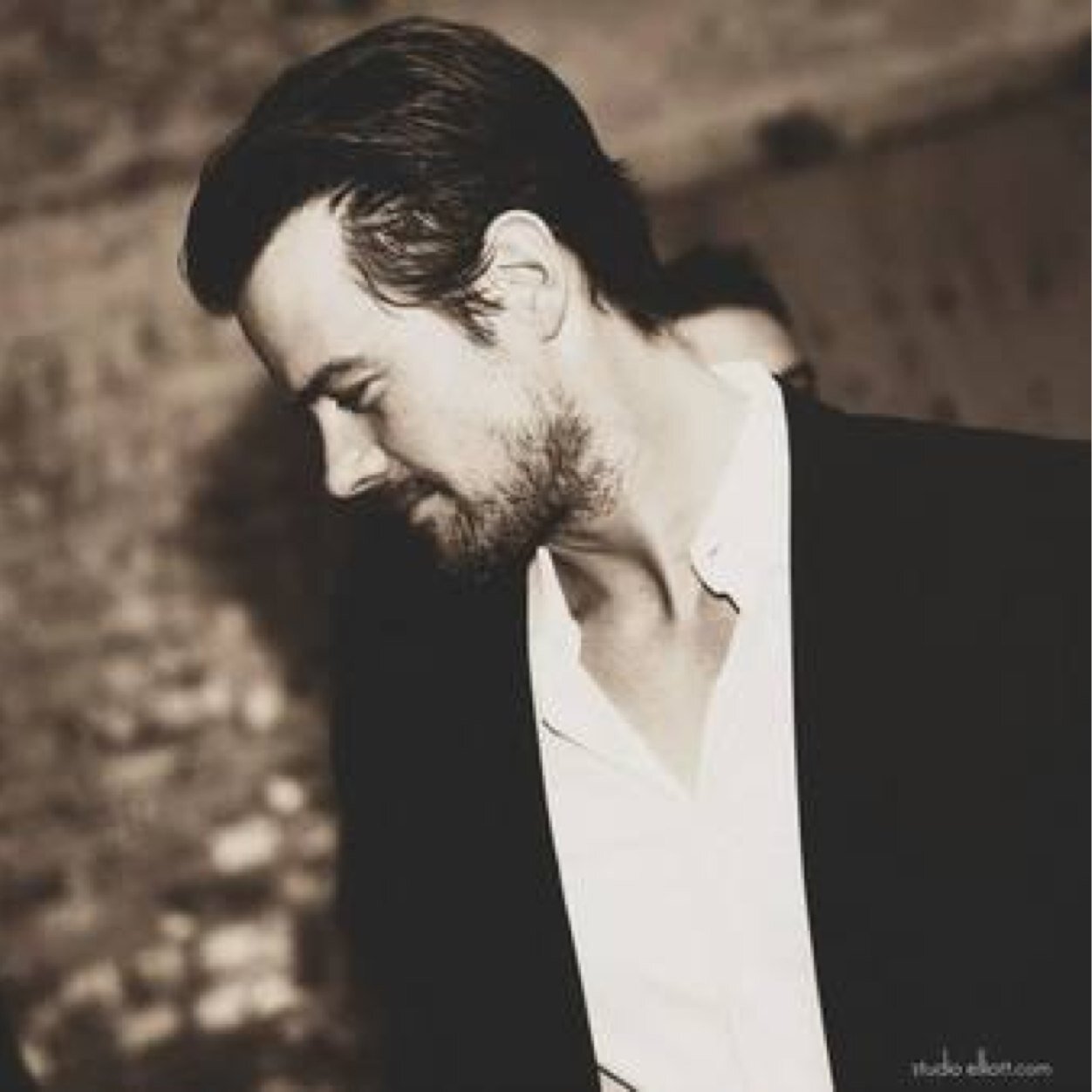 TheWaterPrince's profile picture. Prince of Atlantis. [RP, 18+, OUAT] ||Single|| ||Jailed Account for @GallantGlade||