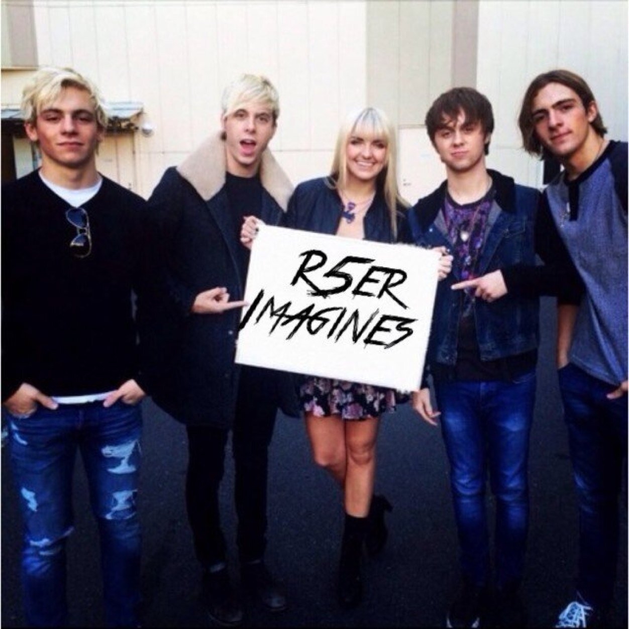 Hey this account is for R5 imagines!! Owners: @Hazel_JNation and @Katexo1995 Follow we follow back!!!