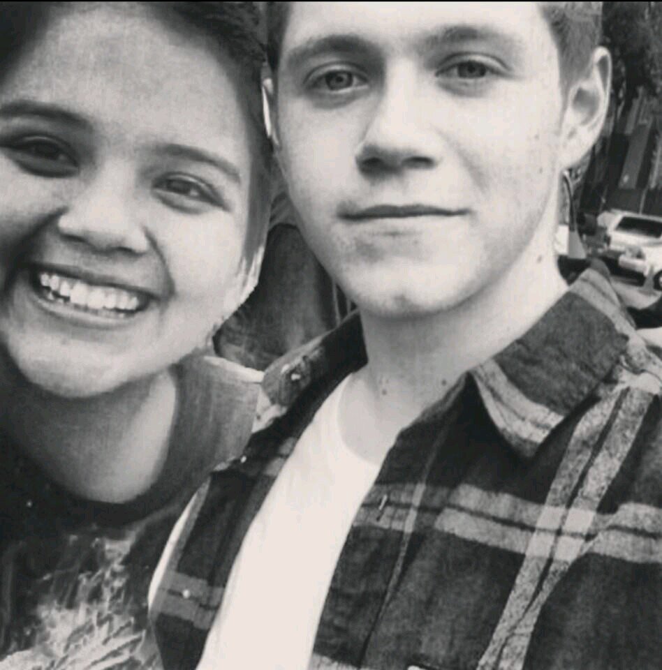 tbh- i made this account to spam one direction & 5sos to follow me @Leahisaloser , But my 1D account is @_NialliHaveFood Whoops (: