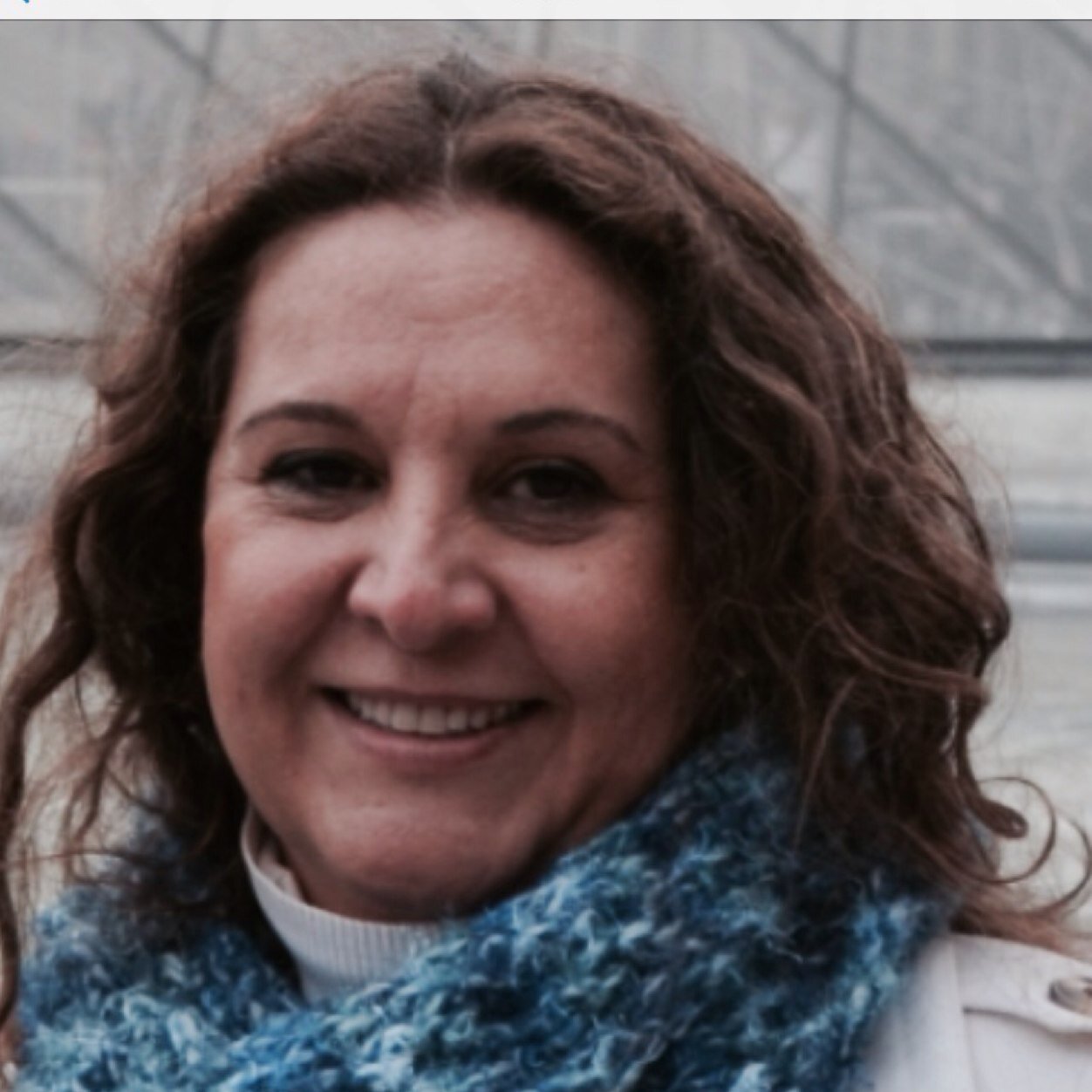 Esposa amada, mãe, avó, arquiteta e feliz!!!! É o Senhor Jesus que me sustenta e me capacita em tudo que faço, em tudo que sou. Obrigado Senhor!!!