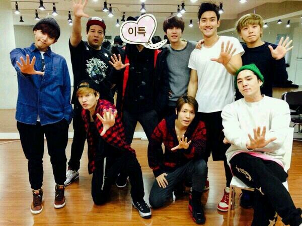 K-POP♥Superjunior♥B1A4♥FTIslandのグッズをお譲りしています!!!!!!!